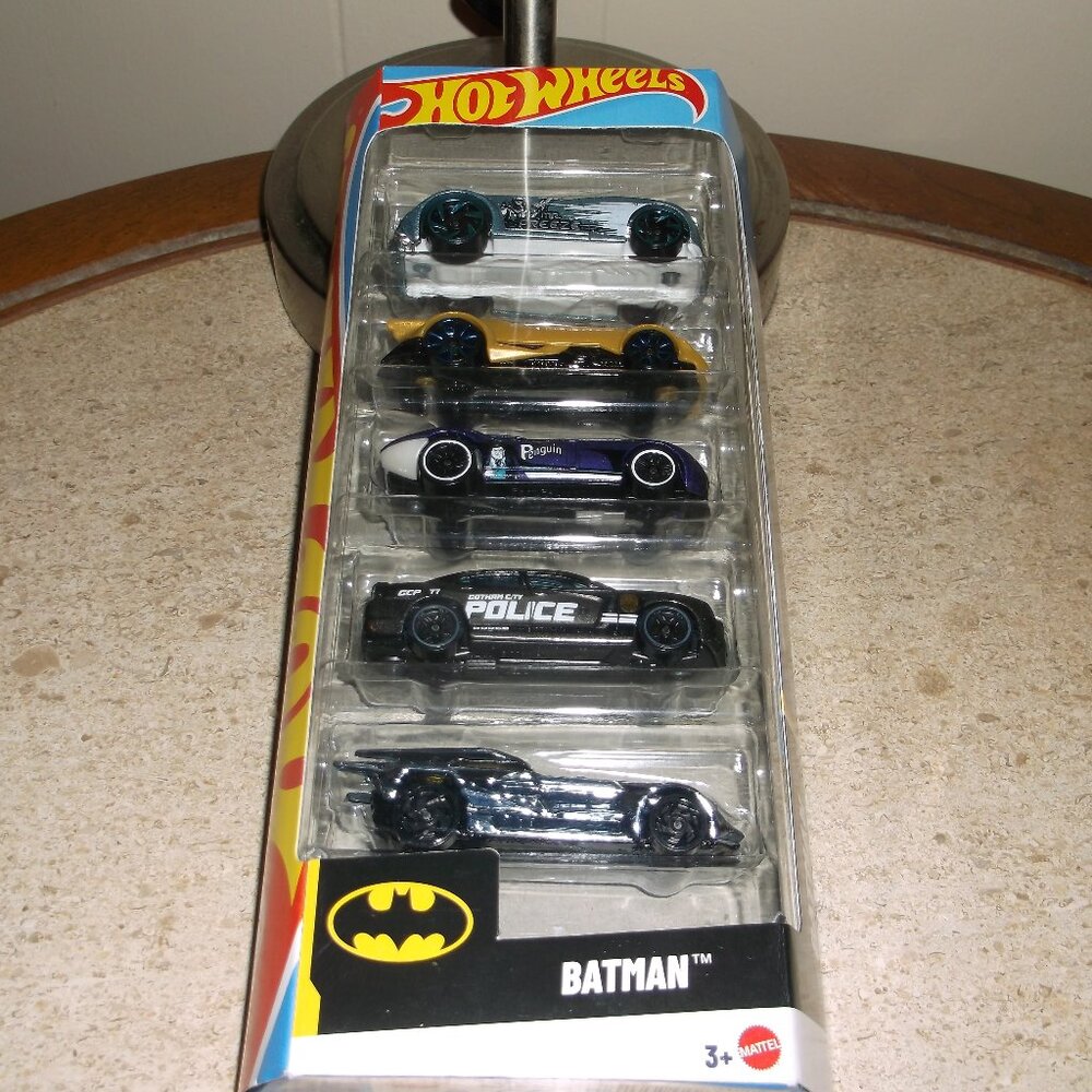 🦇 Hot Wheels Batman 5‑Pack JBJ76 • Silver Batmobile • Sealed, NWT